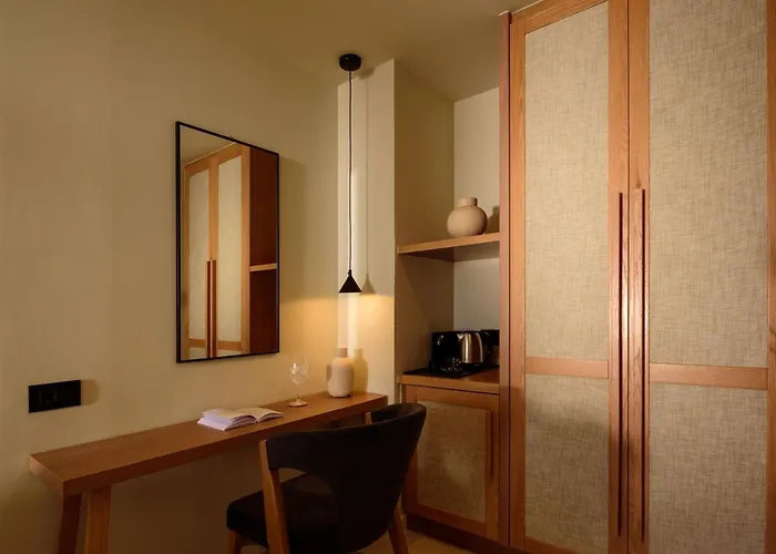 11:11 By Potnia (adults Only) Отель