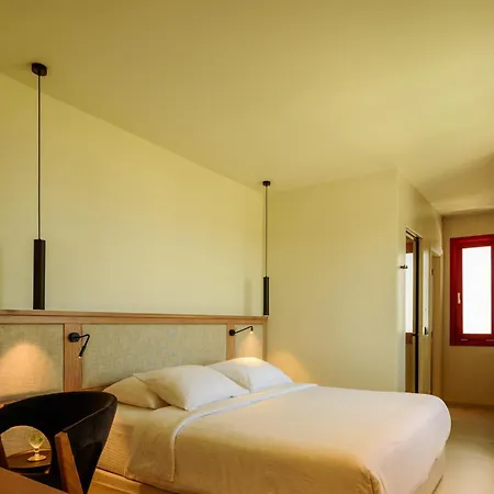 11:11 By Potnia Hotel Akrotírion